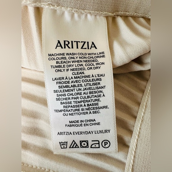 Aritzia Babaton “Skilled” Cream Wide-Leg Pleated Pants Size Large - Picture 9 of 12